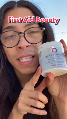 This moisturizer 🔥🔥🔥#firstaidbeautygiftedme @firstaidbeauty @sephora #firstaidbeauty #sensitiveskin