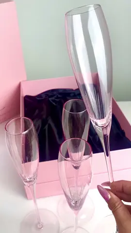 #champagneflutes #glasswarecollection #pinkhome #pinklover #champagneforever