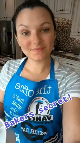 Bakers secret! 🧁 #yourwelcome #baking #cakes #bakerssecret #cakestruggles #baker #fyp #cake