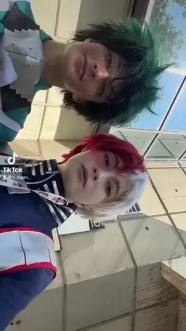 Je suis jalouse 😒 #Deku : @all_might_fan #Shoto : @n_ingen._ 💗 #japanexpo2022 #mhacosplay #mha