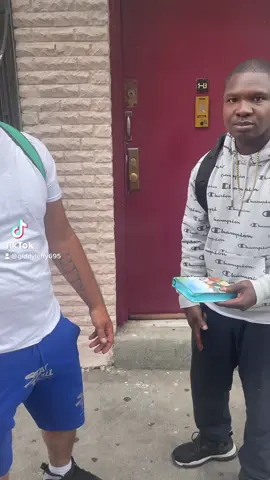 Who ya think won ?? #funny #funnyvideos #funnyreel #viral #viralvideos #viralpost #instagood #reels #reelsinstagram #funnyquotes #instalikesandfollowers4u