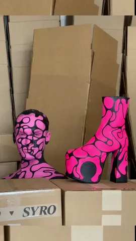 Video of my friend @yannycharleston getting her a55 up to WORK! #DIY #shopsyro #paintingheels #paintingshoes #queerart #facepaint #bushwick #fyp