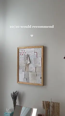 having decor that’s uniquely yours>>💌 #walldecor #diywallart #lettercollage