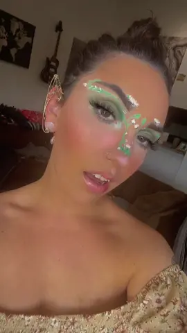 Makeup ib: @annie🌻 #makeupcreator #muaunderdogs #roadto10k #elfmakeup #elfears