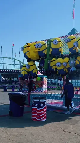 Minion sightings at the CA State Fair #minionssquad💫 #richminion #calstatefair #californiastatefair #sacramento #fyp #minions #statefair #carnivalgames