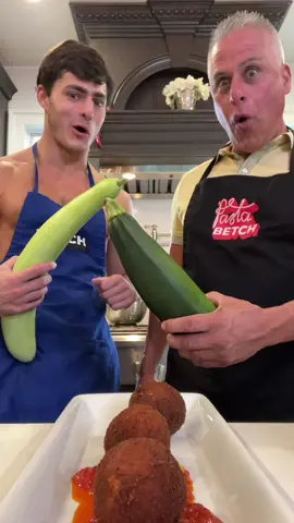 BIG BOY FOOD WITH THE @foodboss #TikTokTaughtMe #tiktokpartner