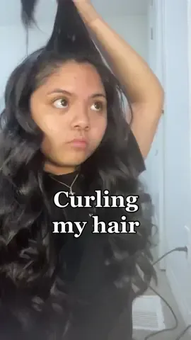 Curl my hair with me! #MickeyFriendsStayTrue #foryou #foryoupage #fyp #fypシ #hairstyle #curls #grwm 