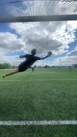 Save or no save? 🧤🤯 #goalkeeper #viral #fyp #voetbal