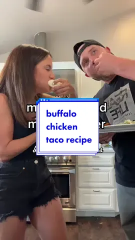 easiest recipe for dinner🥵#dinnerrecipes #dinnertok #buffalochicken #buffalochickentacos #buffalochickenwrap #easyweeknightdinner #easydinnerrecipes #millennialdads #millennialdad