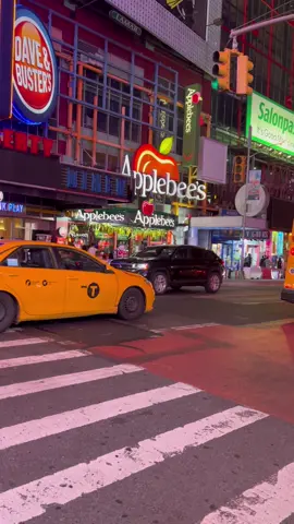 Check out this slept on NYC restaurant! 🔥🥰😍 #applebees #timessquare #review #restaurant #critic #yum #bigapple #slay #sotrue #finedining