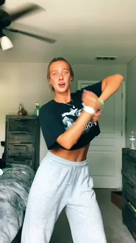 a lil throwback for y’all:) love the vibe🔥