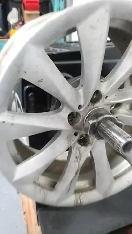 factory Beemer wheels @Ryan Chessell
