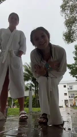 We like when it it rains in Jamaica