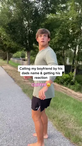 YOU GUYS. I CAN’T STOP LAUGHING😭 #taylorandsoph #couple #boyfriend #Relationship #girlfriend #funny #prank