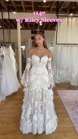 This Boho Beauty! 🌿🤍 #wibride #engaged #chicagobride #wedding #2023bride #weddingdress #weddingdressshopping #midwestbride #bridalboutiquewi #midwestbridalshop #bride #bridal #mkebride #boho #nourisheveryyou  #ReTokforNature #boholongsleeves #longsleeves #bohowedding