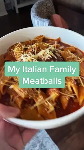 Click the whisk link for the full recipe! #italianfood #italianmeatballs #italiangirl #meatballrecipe #familyrecipe #italianfamilydinner #whisk