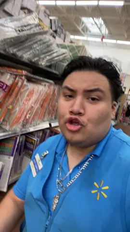 soy una rriata Gs exijo un raise!!! todos comenten “htwoncuhz need a raise”! #fyp #fypシ #fy #walmart #htowncuhz