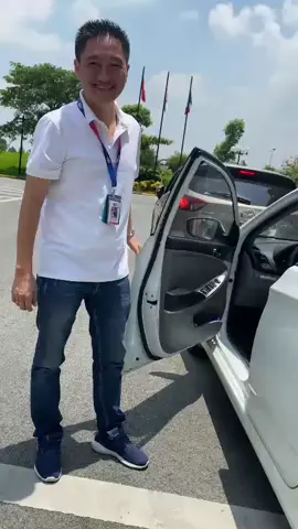 Ơ động đất à?
