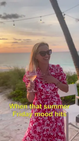 Have a great weekend, yall! 🍷✨🌅