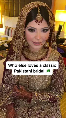 Classic Pakistani bridal and love the outfit by Uzma Barbar 😍💯 #shaneeqbrides #shaneeq #shaneeqglam #tiktok #pakistani_tik_tok #jfy #fyp