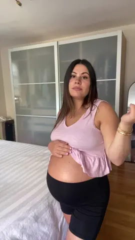 Shes so cutsie .. going to miss my belly 🥹 #pregnantmama#pregnantbellybump#39weekspregnant#shesamammothofcourse#pregnancyjourney2022#augustbaby#boymama#nourisheveryyou #findyourgrace#firstimemom