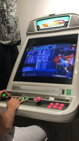 Combo Kyo The King of Fighters 2002 #thekingoffighters #kof #thekingoffighters2002 #fliperama #kofxv #evo #kyokusanagi #arcade #gameroom #retrogames #retrogaming #neogeo #snk #thekingoffighters97 #neogeoaes #orochi #nostalgia #jogosantigos #gamer #combokof2002 #jogosdeluta