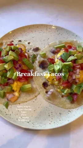 I could eat these everyday tbh #findyourgrace #breakfasttacorecipe #easyelevatedbreakfast #breakfastidea