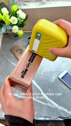 Mini handheld inkjet printer.can print any material.using solvent ink.instatly dry after printing#handheldinkjetprinter