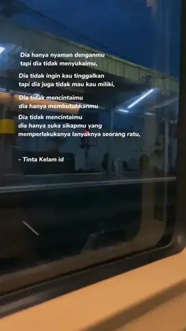 dia hanya nyaman denganmu tetapi tidakencintaimu #fypシ #pelitfyp #fypgaknih #katagalau #puisi