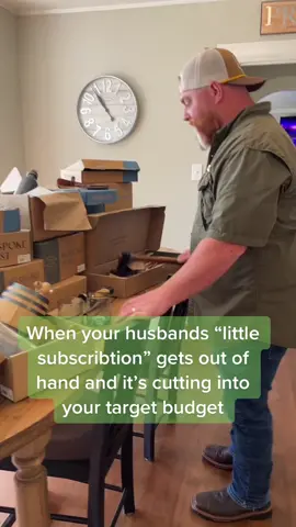 Plot twist: @bespokepost was nice enough to send us all this stuff for free!!! Let us know if y’all wanna see more 🤩 #fyp #couplescomedy #bespoke