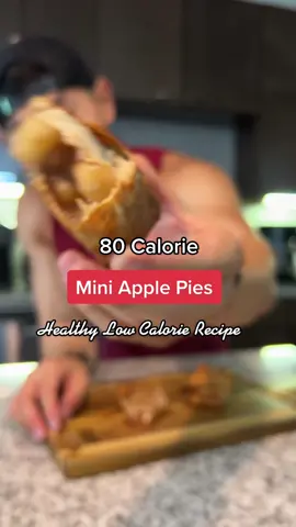 easy low calorie apple pie recipe 🥧 #EasyRecipe #lowcalorierecipe #weightloss #macrofriendly #applepierecipe #iifymchef #healthyrecipe