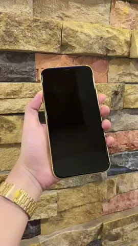 Get your dream iPhone XR in shinning yellow 😍 #iphonexr #xr #iphonexrcamera #iphone