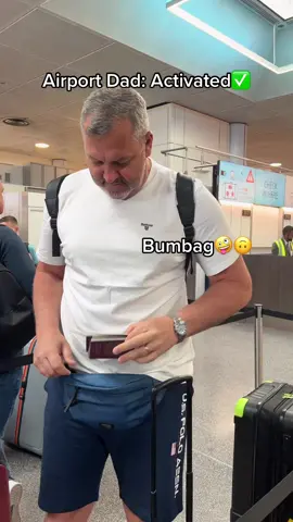 Airport Dad: Activated✅ #thefamileigh #familyvacation #britishhumour #funny #relatable #dad