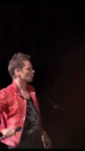 Muse - Starlight | Rome Olympic Stadium 2013 @muse #muse #mattbellamy #domhoward #chriswolstenholme #muselive #concert #muser #mattbellamyguitar #mattbellamymuse @incoherently 😏