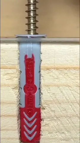 This is how wall plugs work