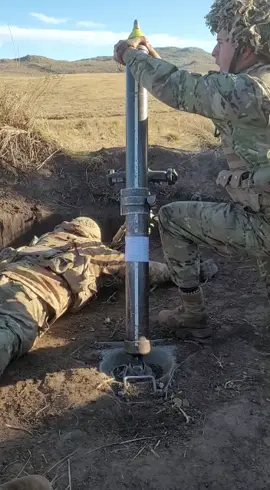 Aspirantes de IIdo año del arma de infantería realizaron tiro con mortero 81mm con #actitudcabral #fyp #ESESC #ejercito #ejercitoargentino 