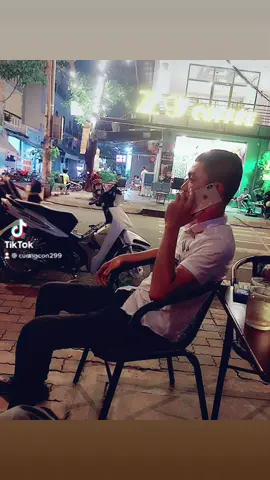 Tôi có thể rất nhớ bạn , nhưng chọn cách không liên lạc với bạn nữa , cuộc đời này nó đơn giản vậy đó