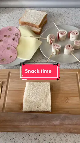 Snack time 🤤 #snackideas #breadrolls #CookingHacks #fyp