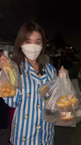 borong jajanan di risol margo !!
