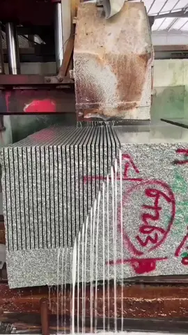 #granite #cuttingblocks #slabs #naturalstone #graniteslabs #roughslabs #stoneslabs #fyp #fypシ #fypage