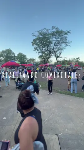 Haciendo comerciales a vendedores AMBULANTES🎬❤️ P1  #medellin #villavicencio  #colombia #producer #viral