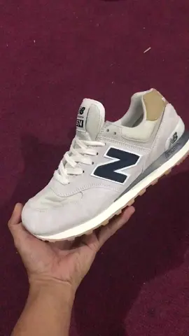 sepatu ml574 beige navy#newbalance574 #newbalanceoriginal #sepatuimport