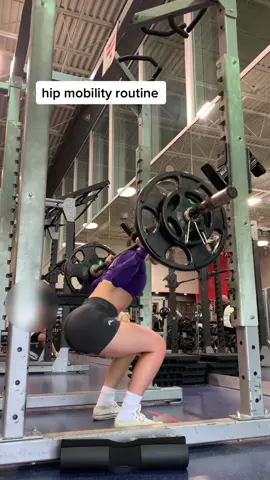 a must before leg day 🤌🏻