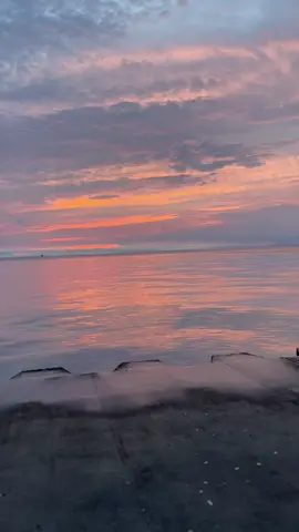 Lately I’ve been finding Peace and Understanding in my solitude. I come here to the lake front to watch the sunrise and bask in its warm calmness. #fyp #chicago #chicagosunrise #SunRise #Peace #Calm #nowomannocry