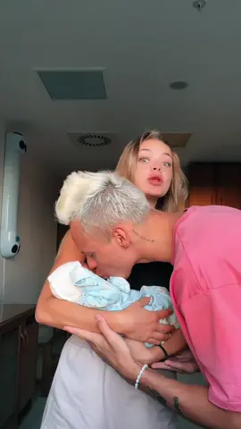 🥹👶🏼