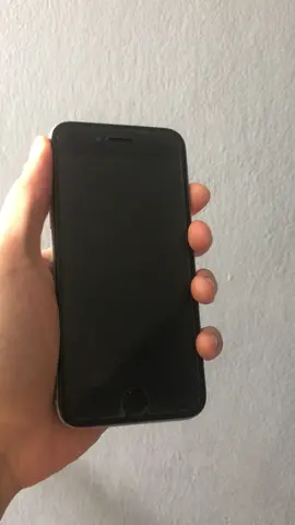 iPhone a venda: iPhone 6s  Memória: 32gb Cor: Preto Saúde da bateria: 100%  Biometria ✅ Câmera ✅ Áudio ✅ Microfone ✅ Sensores ✅ Valor: 699,90