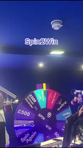 Tracey from Omagh just won a holiday to Venice courtesy of Travel Solutions on Spin2Win! 🤩 Text WIN to 85522 for your chance to Spin2Win next week! Lines open again 6am tomorrow morning. Goodluck!🤞@IbeSesay @Jordan Humphries