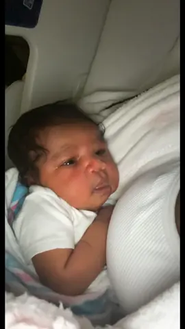 I didn’t have any though lol. She just came out with a head full 🥰❤️ #baby #hair #heartburn #fyp #viral #fypシ #babygirl 
