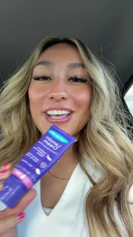No bc the way this actually feels so nice on my lips 😭🫶🏽