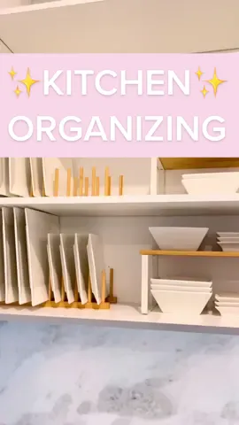 Kitchen cabinet organization | day 12 of #movingwithmal ✨ #kitchenorganization #kitchencabinetorganization #kitchenorganizationideas #organizingdishes